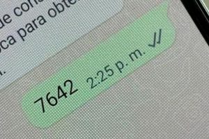 WhatsApp: “7642” es una cifra que encierra un mensaje, cada vez más utilizado por los jóvenes