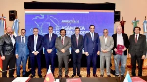 Gobernadores del Norte Grande avanzan en la constitución de un bloque regional «líquido»