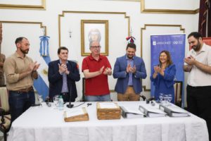 Misiones: Passalacqua encabezó la apertura de ofertas para una obra histórica, como es la línea de 132 Kv que abastecerá a 100 mil familias de 30 comunas