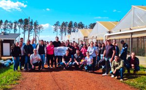 Florece la diversificación productiva en Misiones: 20 familias tabacaleras incorporan la floricultura en siete municipios